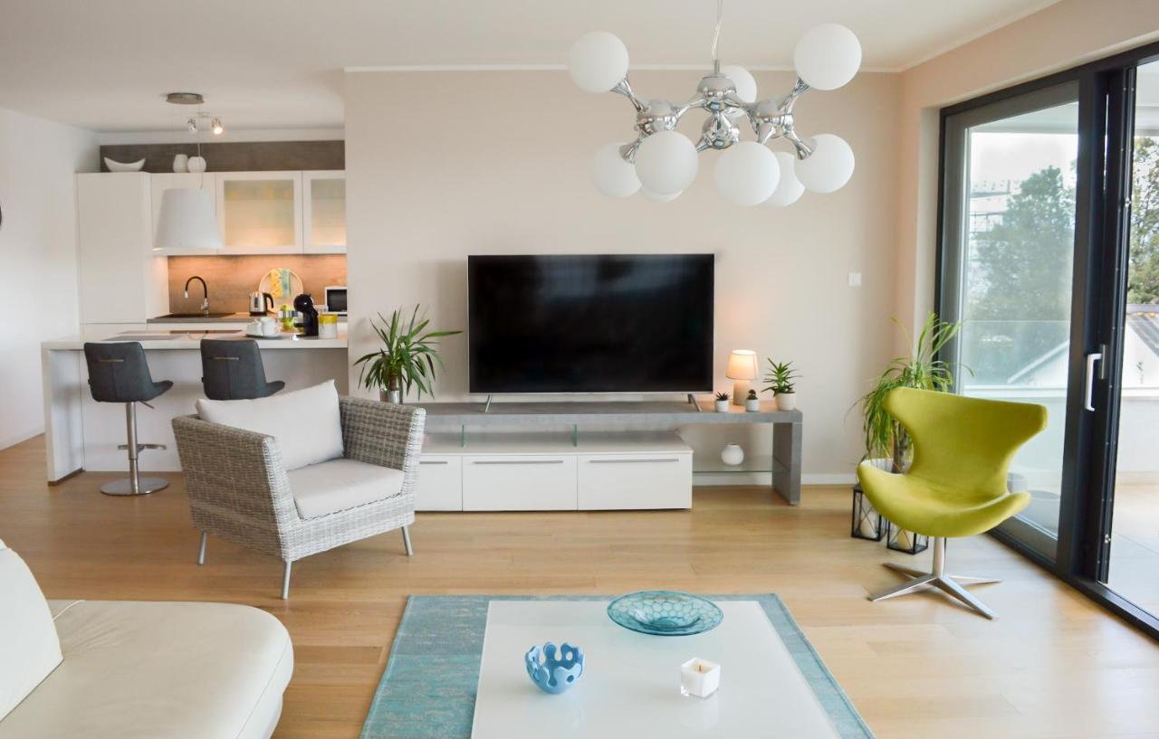 Rova Apartment Малинска Экстерьер фото