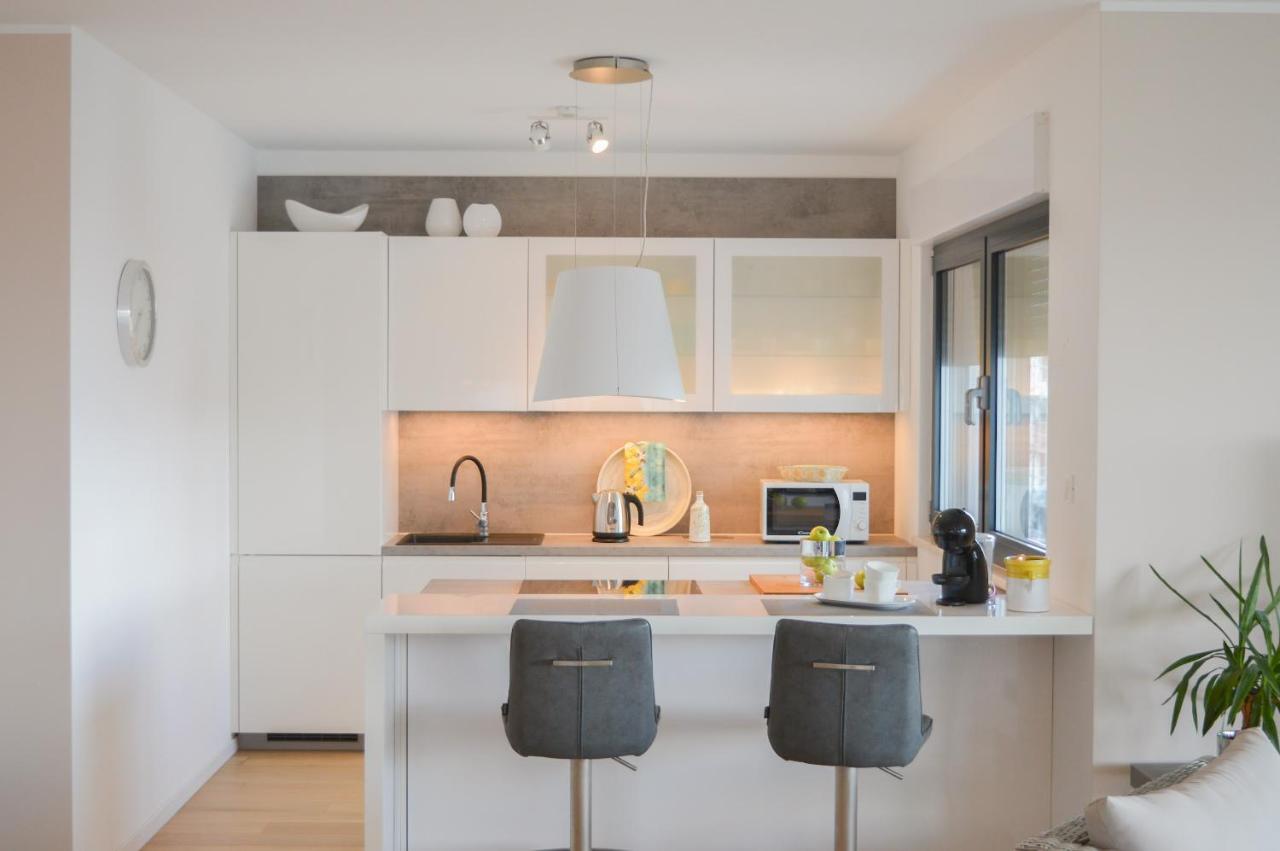 Rova Apartment Малинска Экстерьер фото